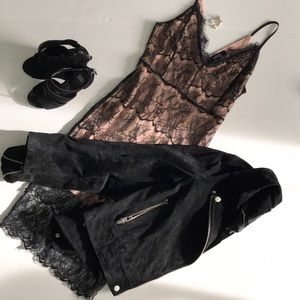 Angl lace bodycon dress